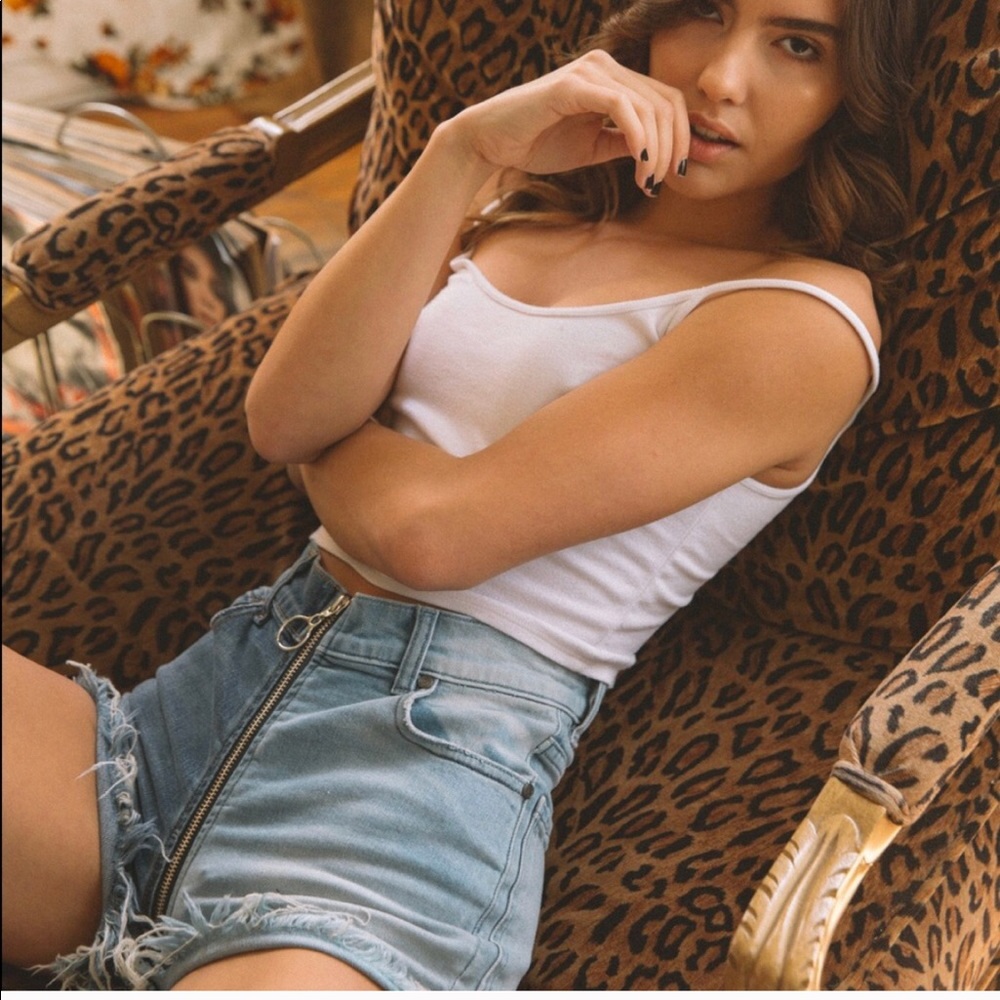 Young yang revice denim shorts